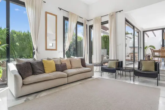 Image 37 thumb