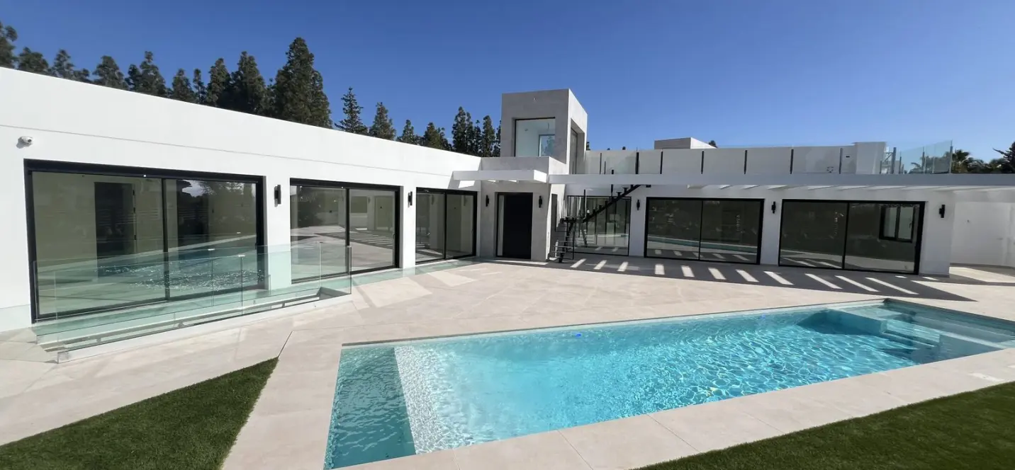 Venta de villa independiente en El Chaparral 1