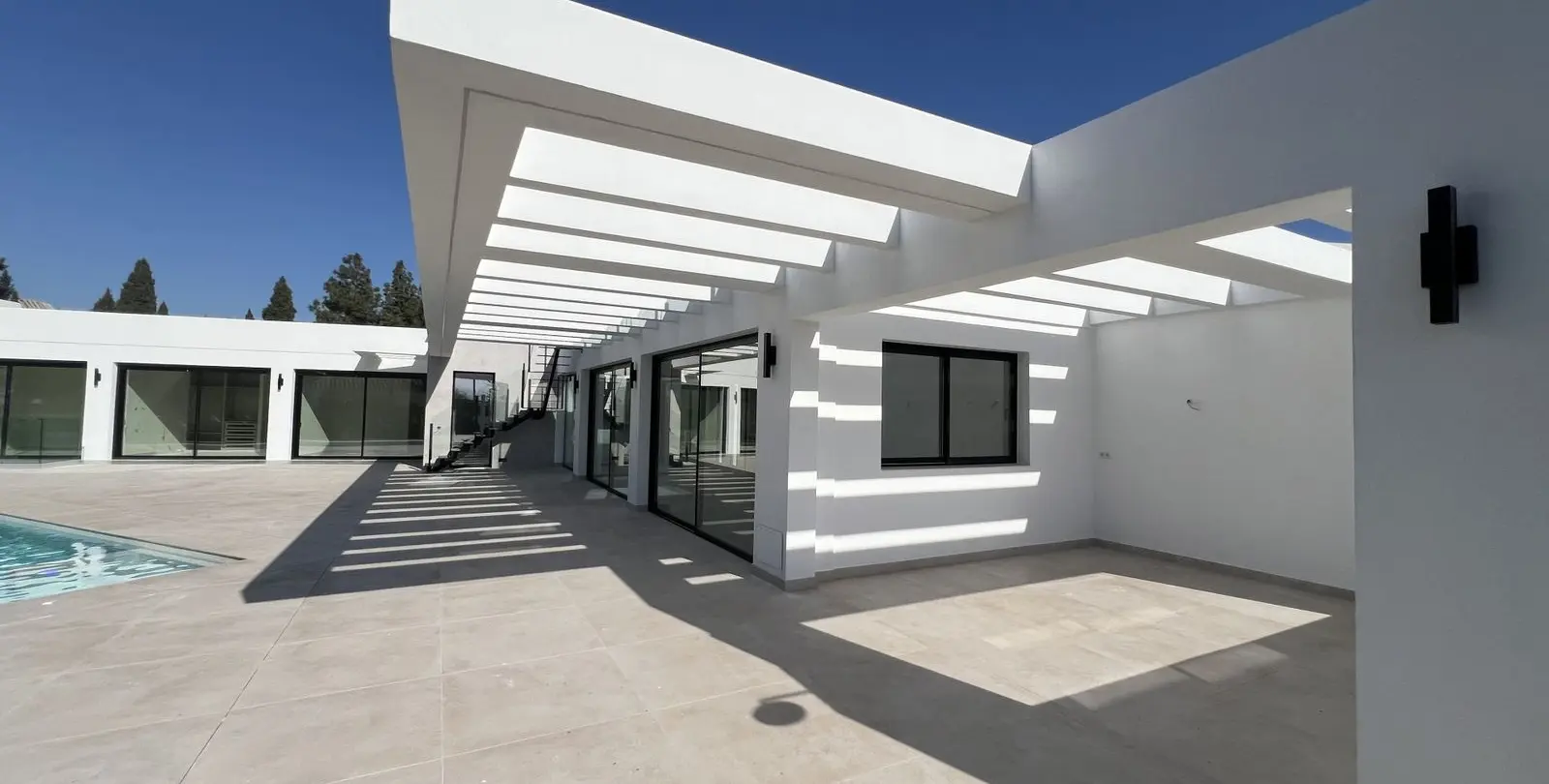 Venta de villa independiente en El Chaparral 9