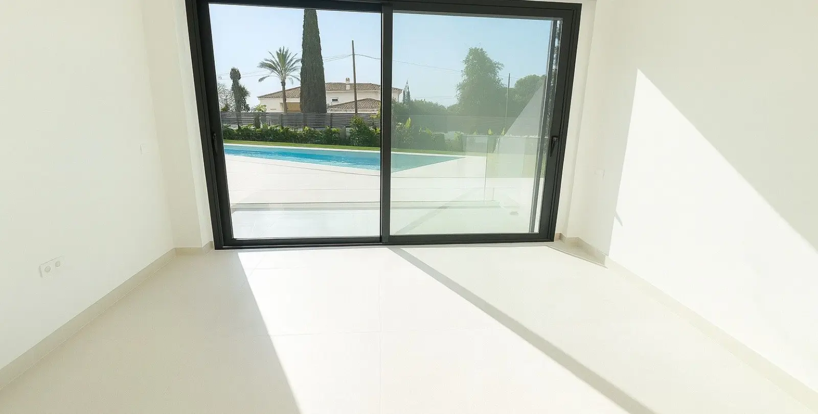 Venta de villa independiente en El Chaparral 11