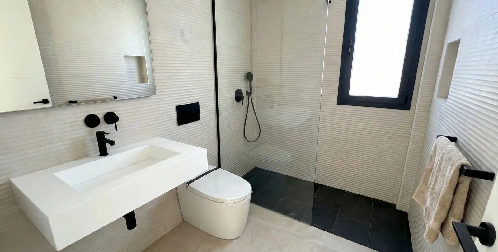 Venta de villa independiente en El Chaparral 38