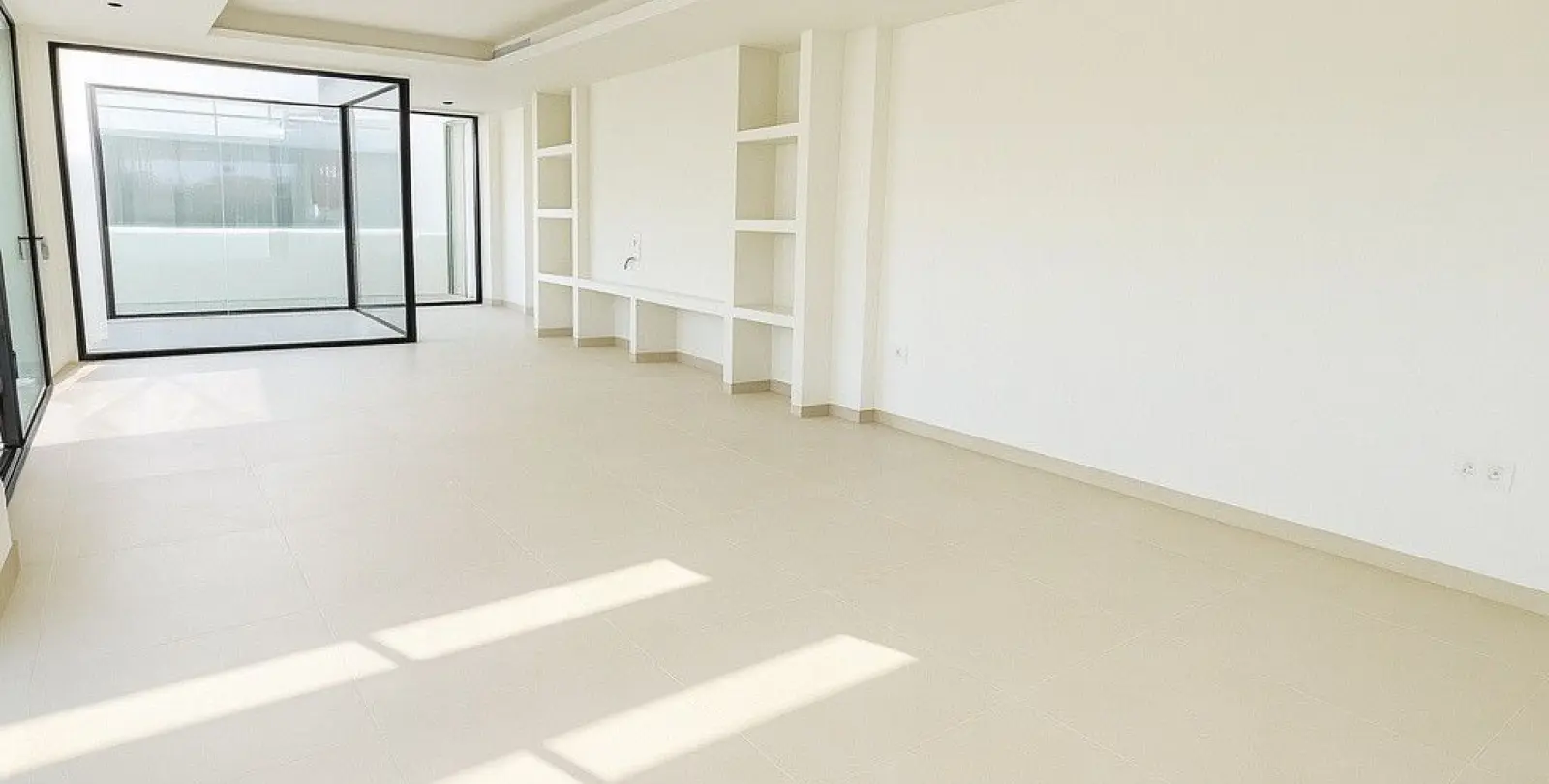 Venta de villa independiente en El Chaparral 53