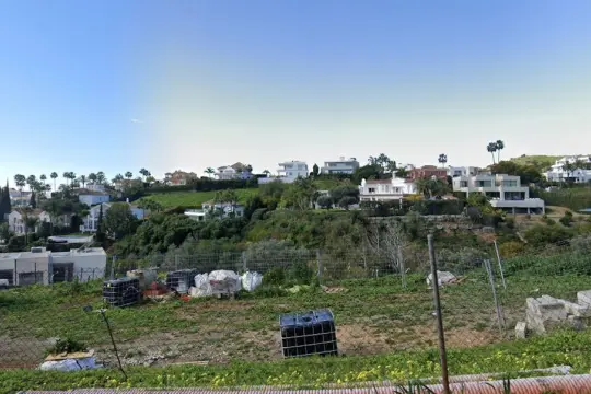 Image 1 thumb