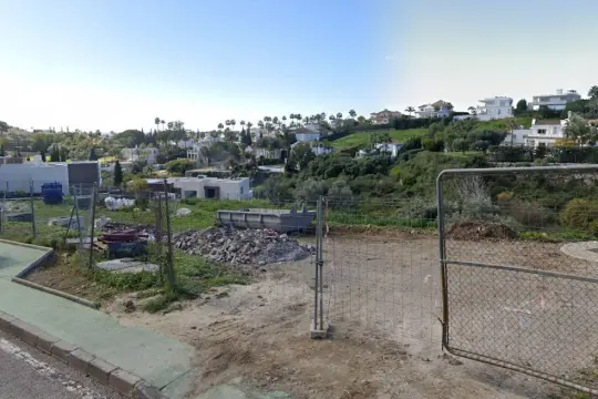 Image 3 thumb