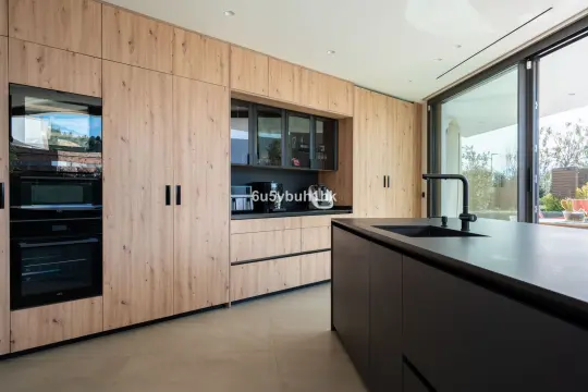 Image 19 thumb