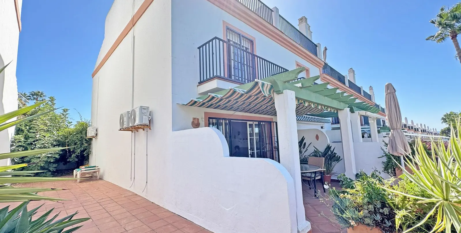 Sale of townhouse in Cabopino 1