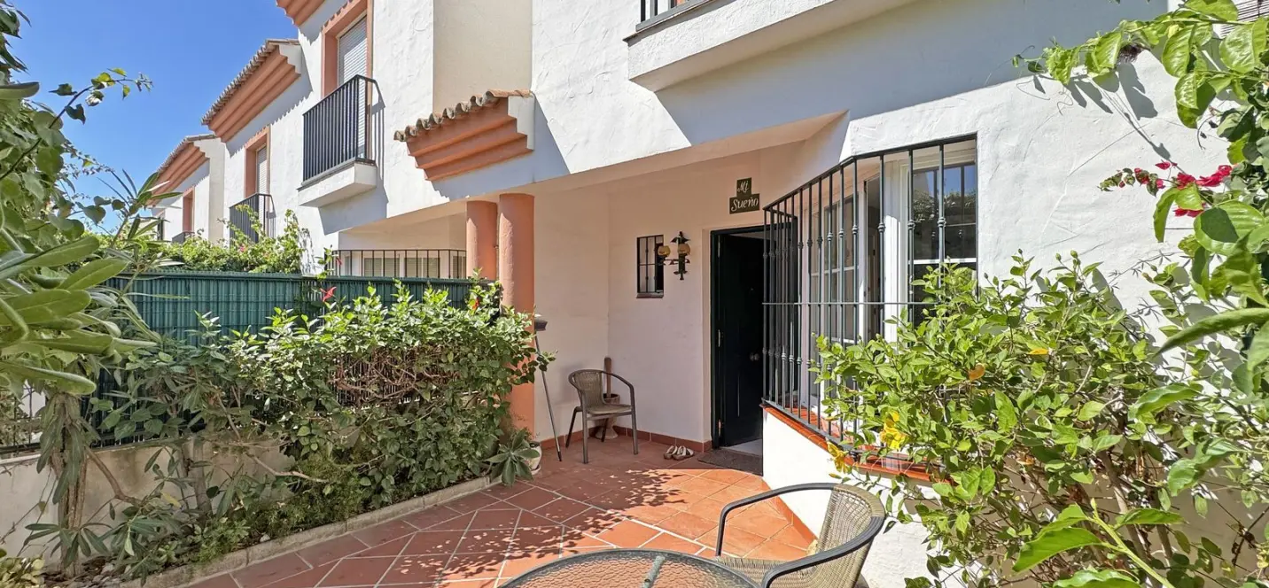 Sale of townhouse in Cabopino 4