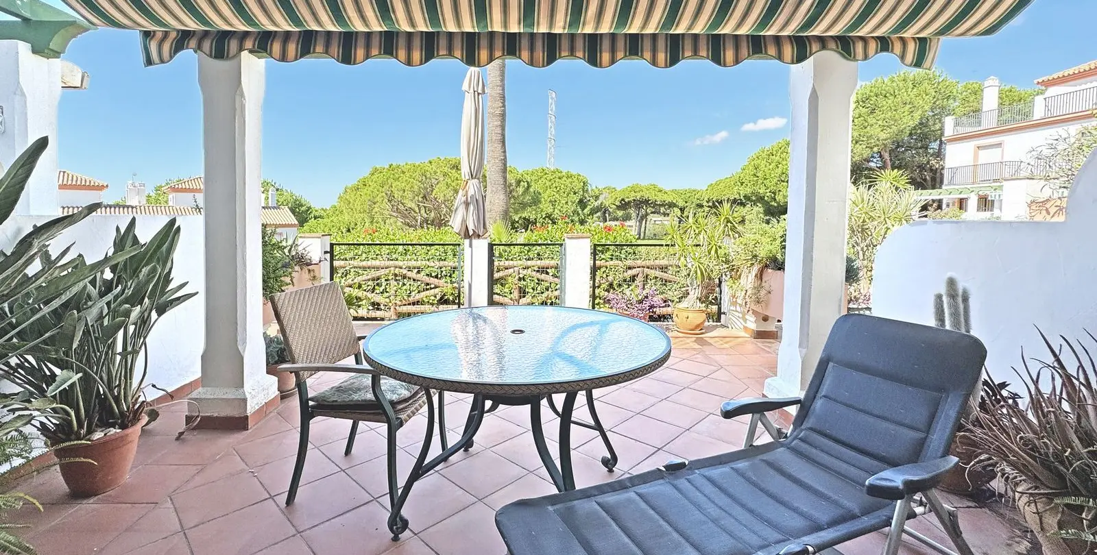 Sale of townhouse in Cabopino 13