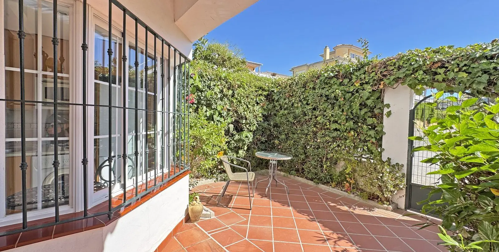 Sale of townhouse in Cabopino 19