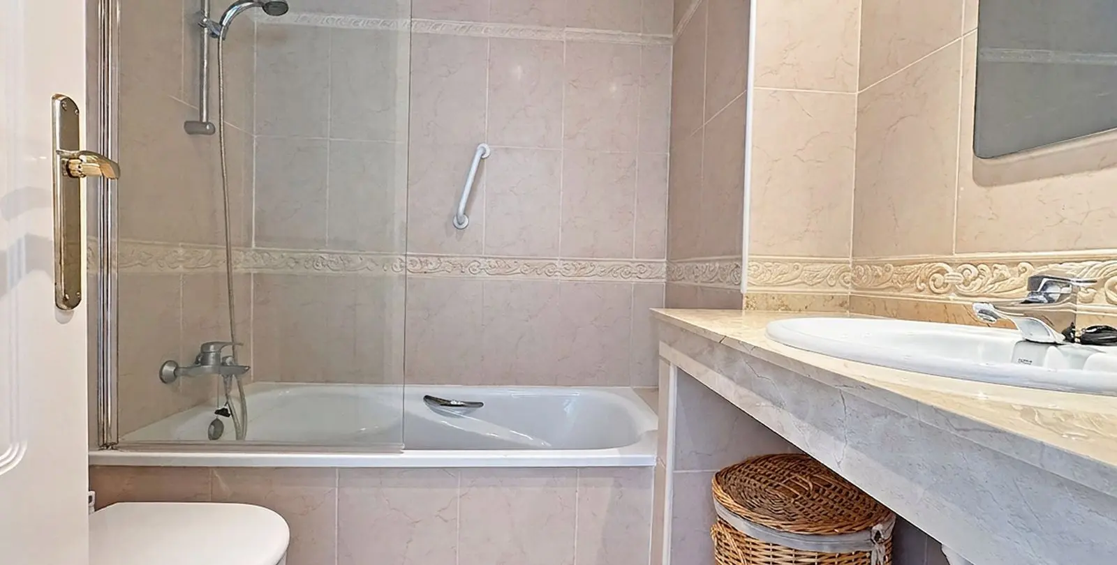 Sale of townhouse in Cabopino 25