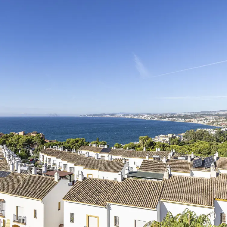 Venta de ático en Estepona