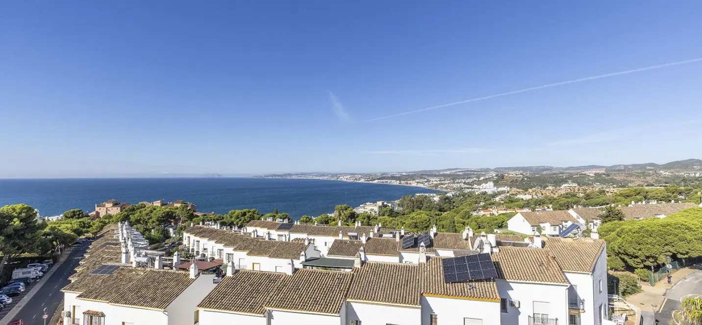 Venta de ático en Estepona 1
