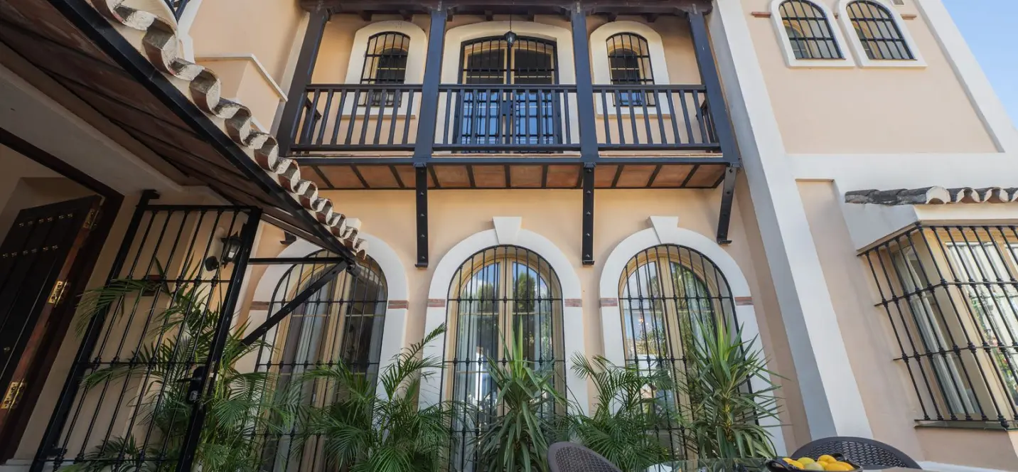 Sale of detached villa in Mijas Golf 4