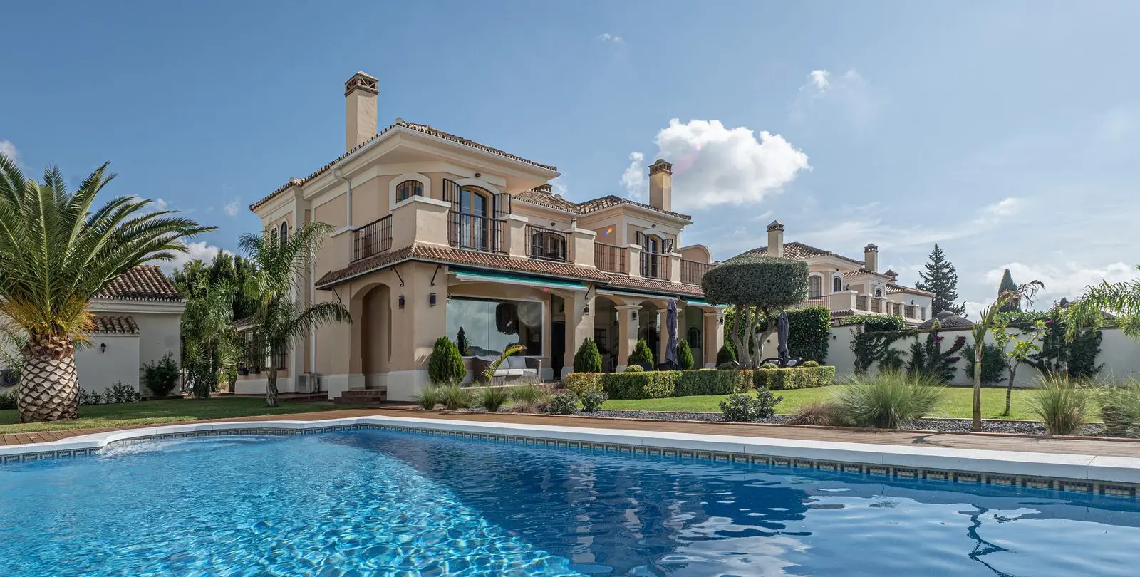 Venta de villa independiente en Mijas Golf 53