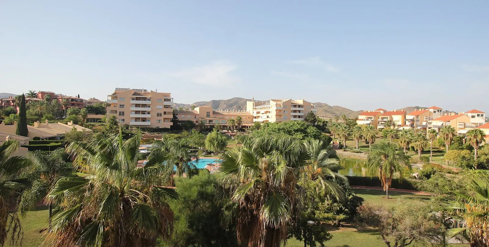 Sale of middle floor apartment in Alhaurín de la Torre 1