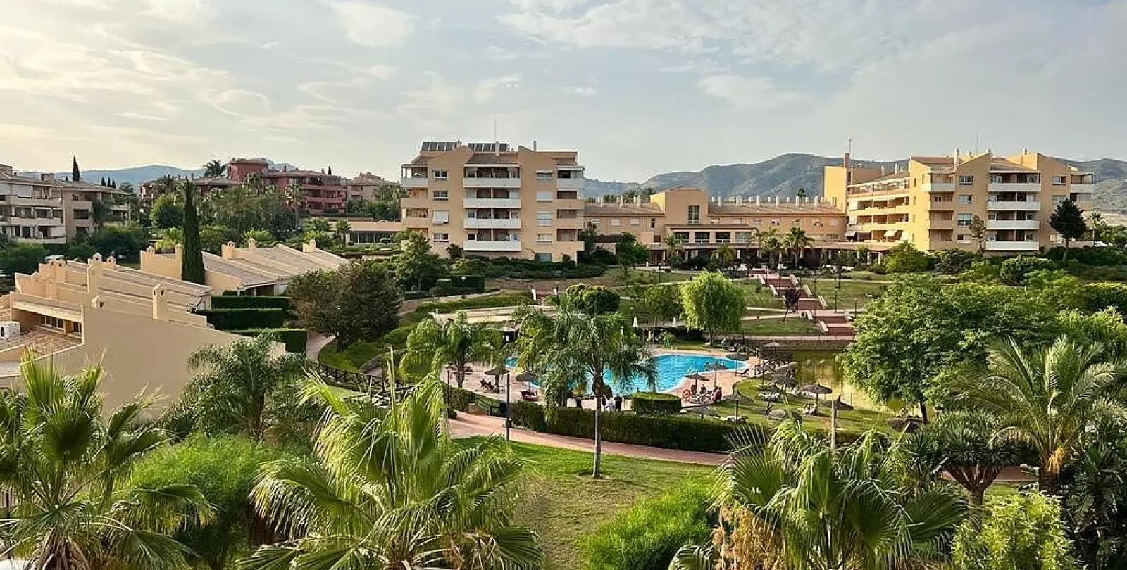 Sale of middle floor apartment in Alhaurín de la Torre 3