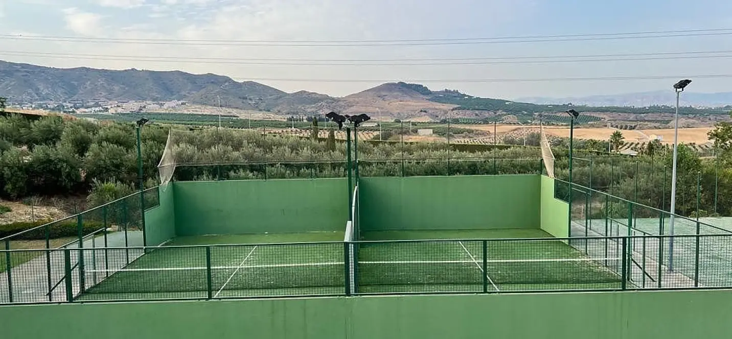 Sale of middle floor apartment in Alhaurín de la Torre 3