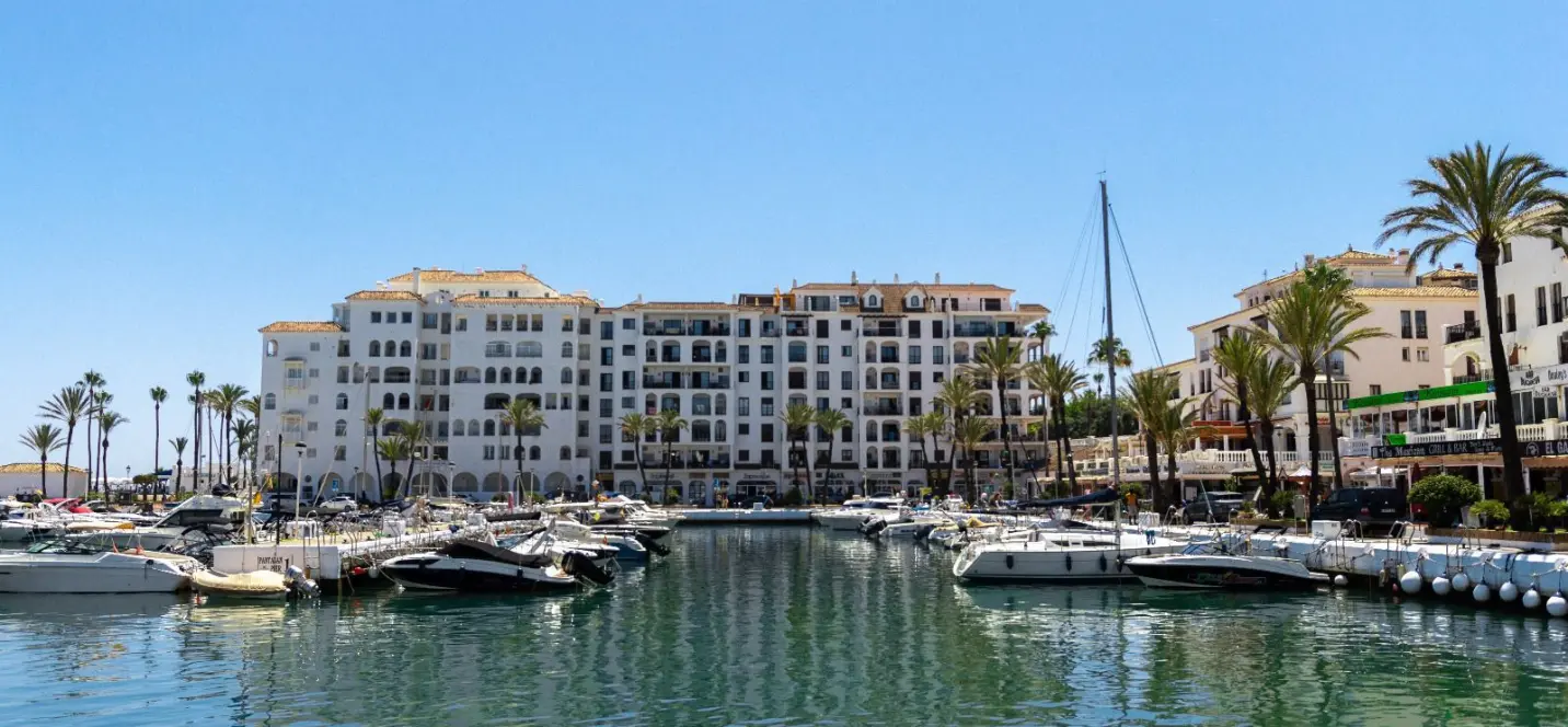 Venta de apartamento en planta baja en Casares 0