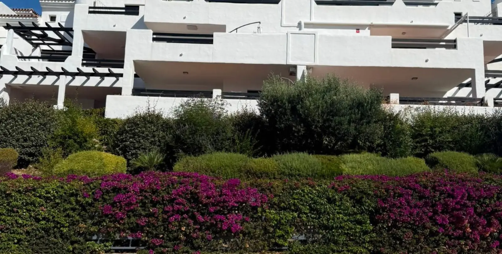Venta de apartamento en planta baja en Casares 3