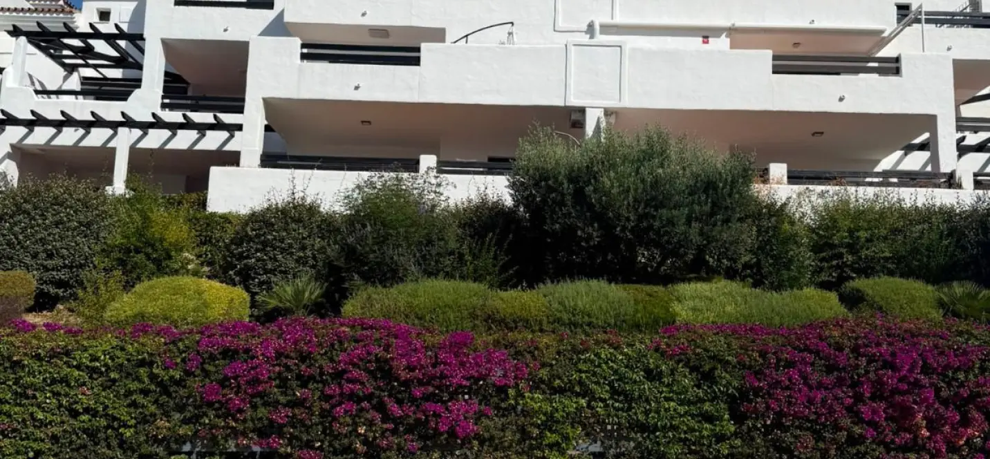 Venta de apartamento en planta baja en Casares 2