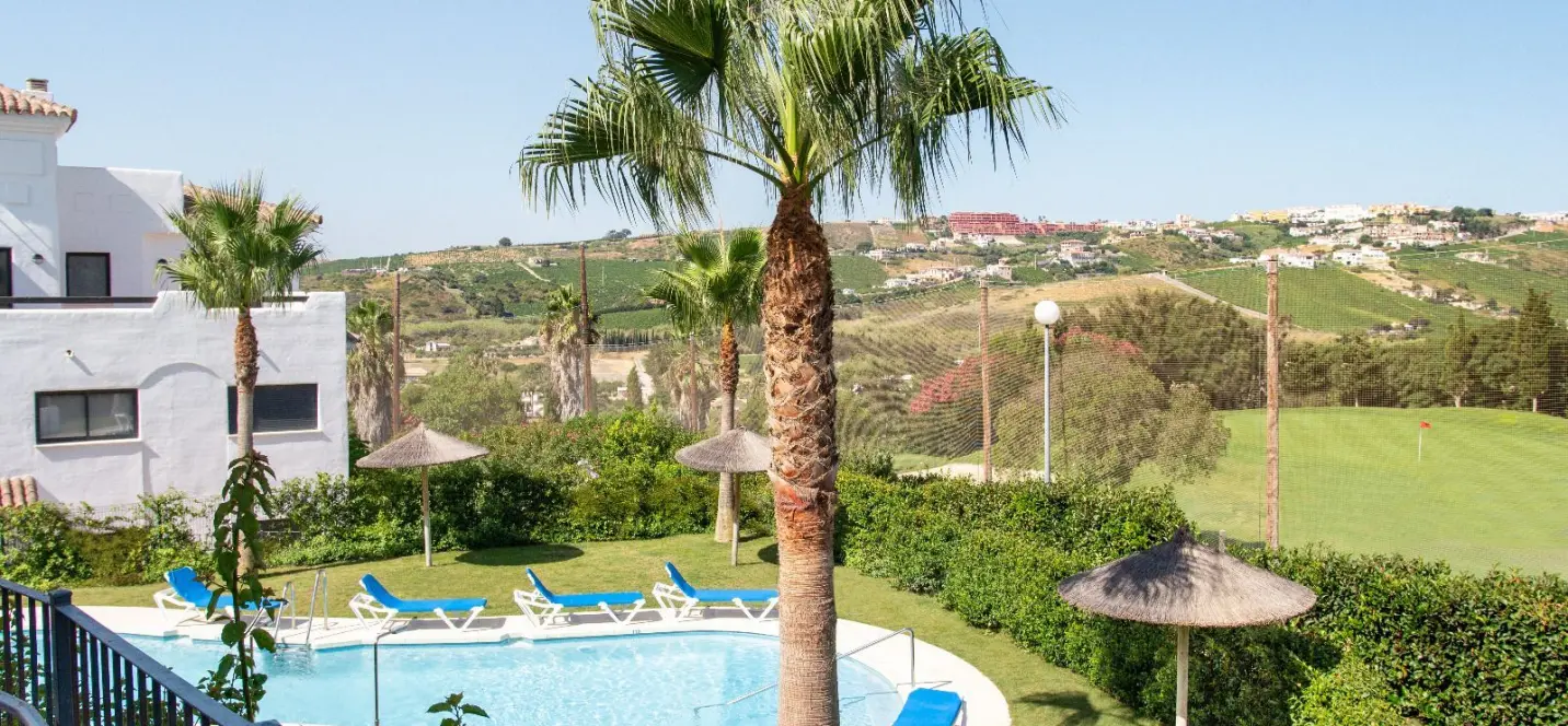 Venta de apartamento en planta baja en Casares 3