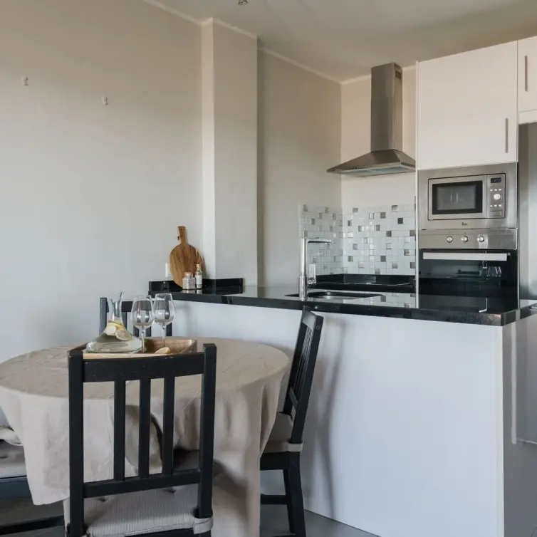 Venta de apartamento en planta media en Marbella