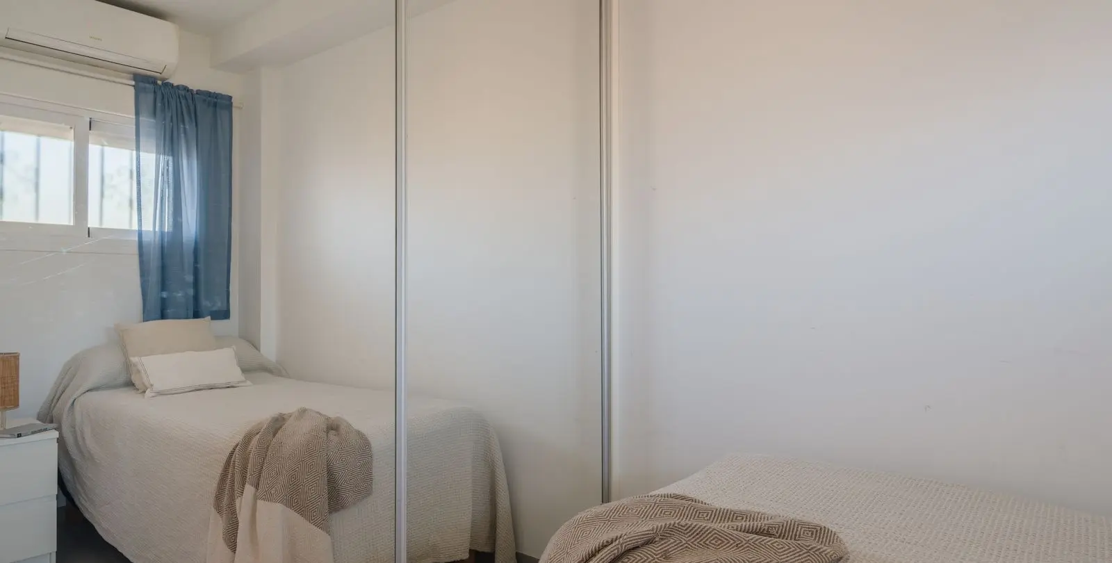 Venta de apartamento en planta media en Marbella 13