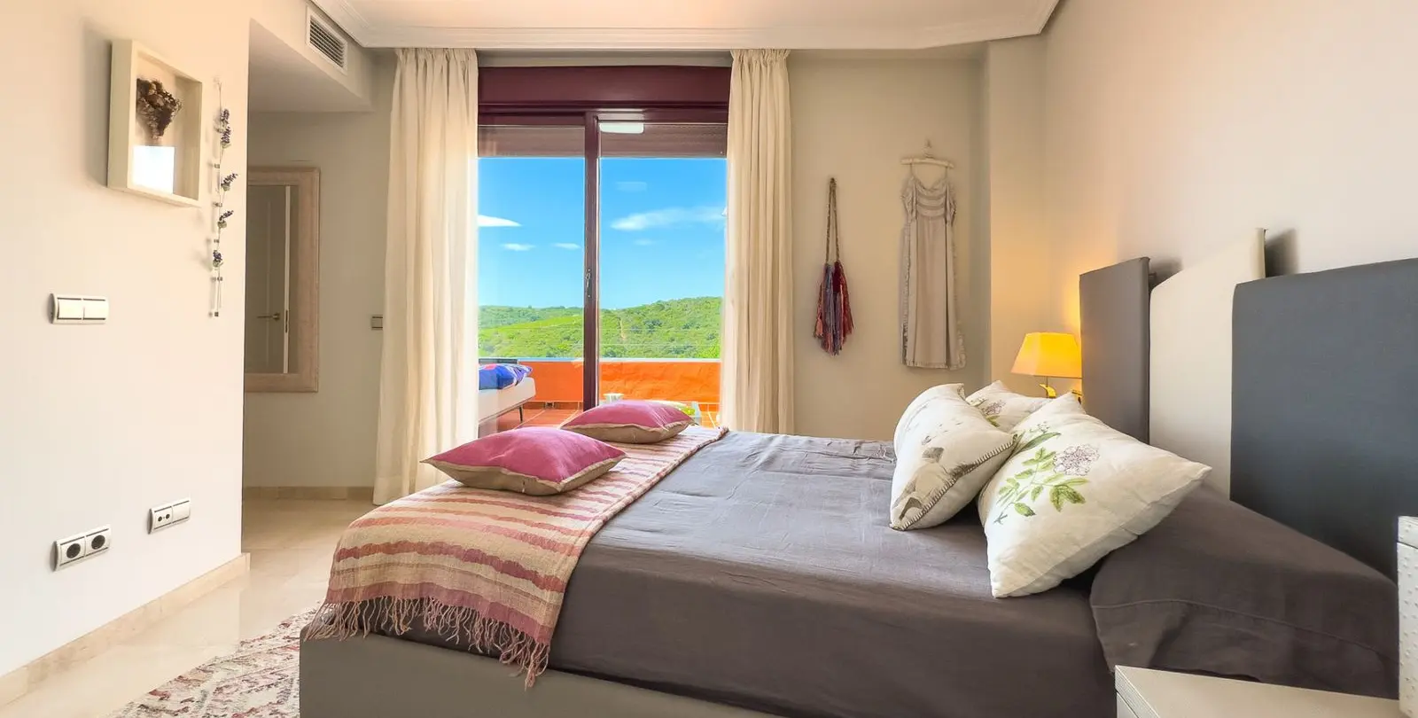 Продажа пентхауса в Casares 17