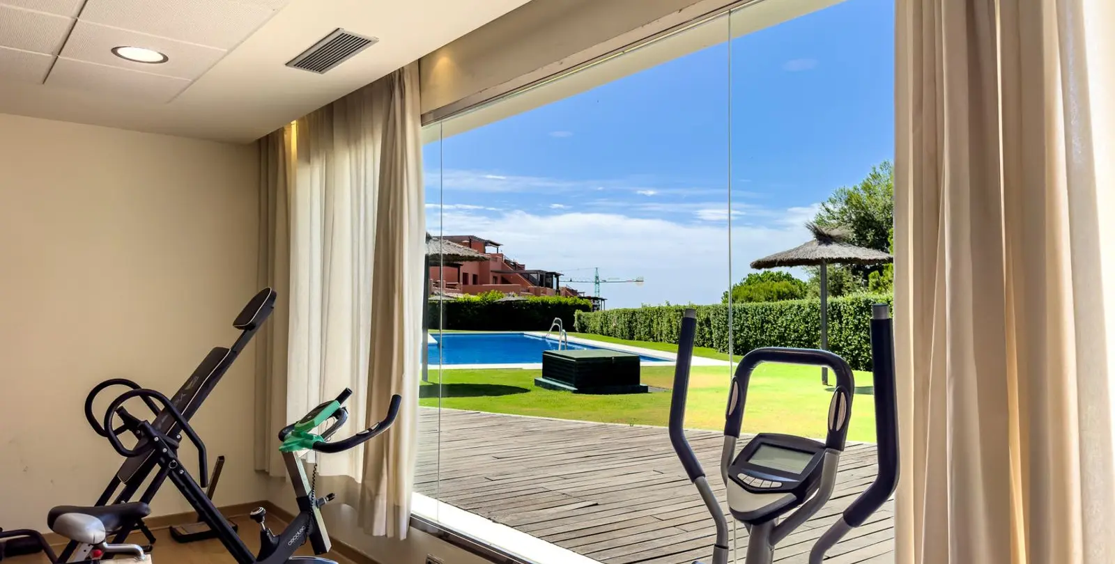 Продажа пентхауса в Casares 35