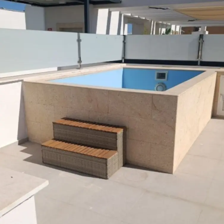 Продажа апартаментов на первом этаже в Estepona