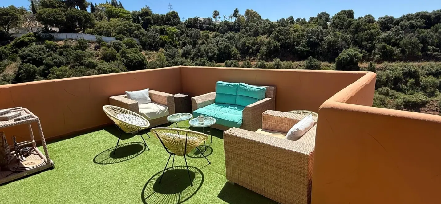 Venta de ático dúplex en Elviria 2