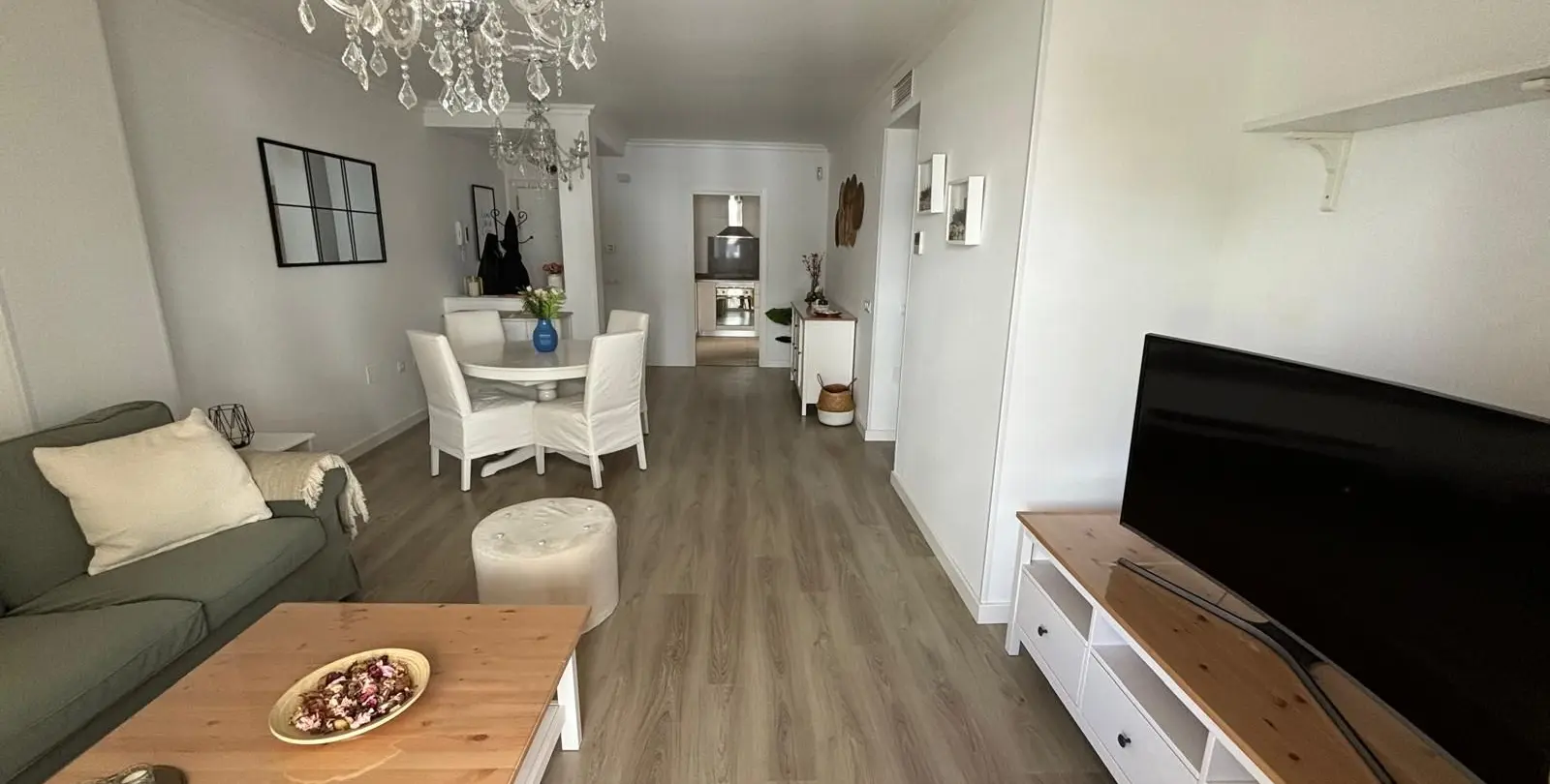 Venta de apartamento en planta media en Marbella 18