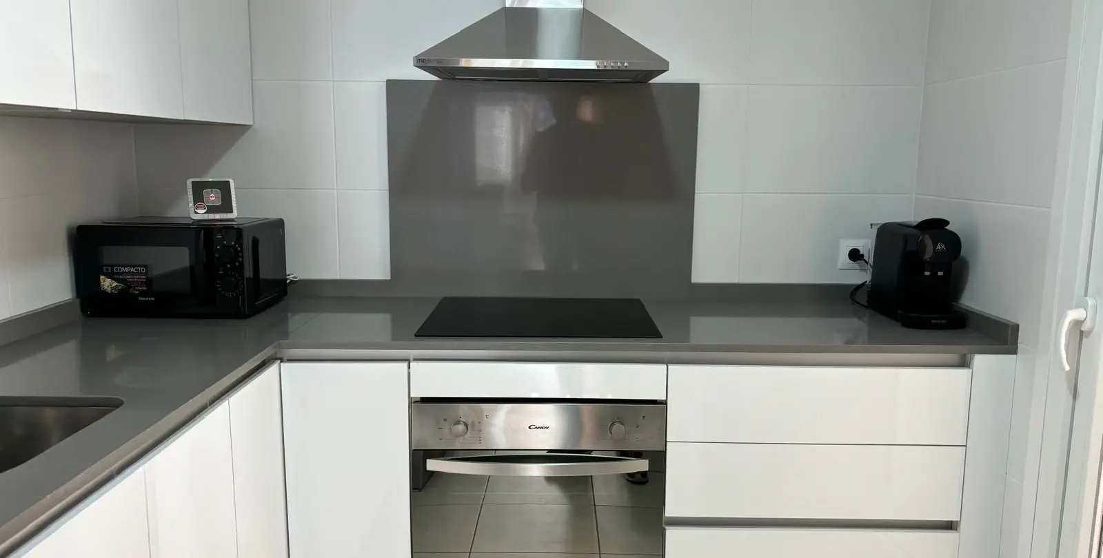 Venta de apartamento en planta media en Marbella 21