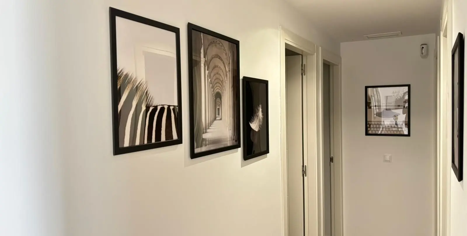 Venta de apartamento en planta media en Marbella 32