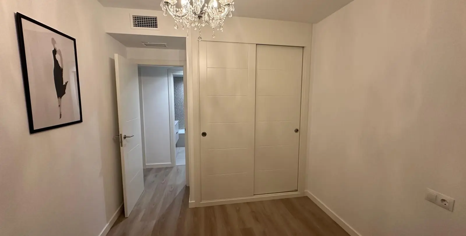Venta de apartamento en planta media en Marbella 45