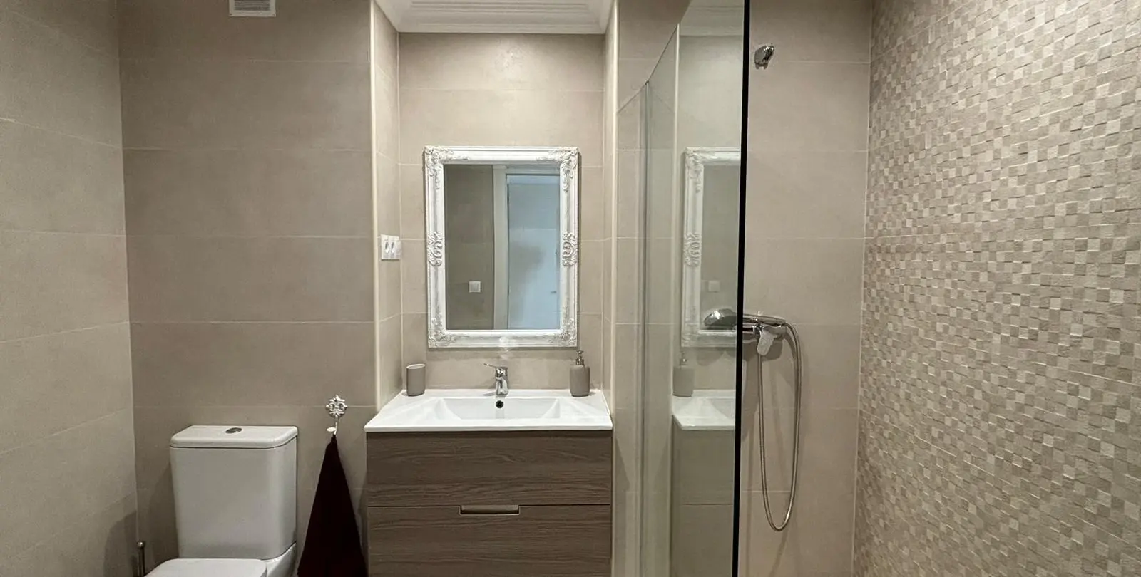 Venta de apartamento en planta media en Marbella 63