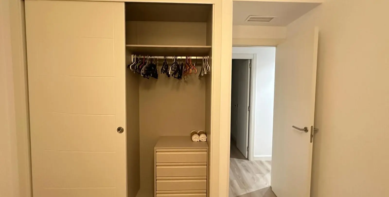 Venta de apartamento en planta media en Marbella 72