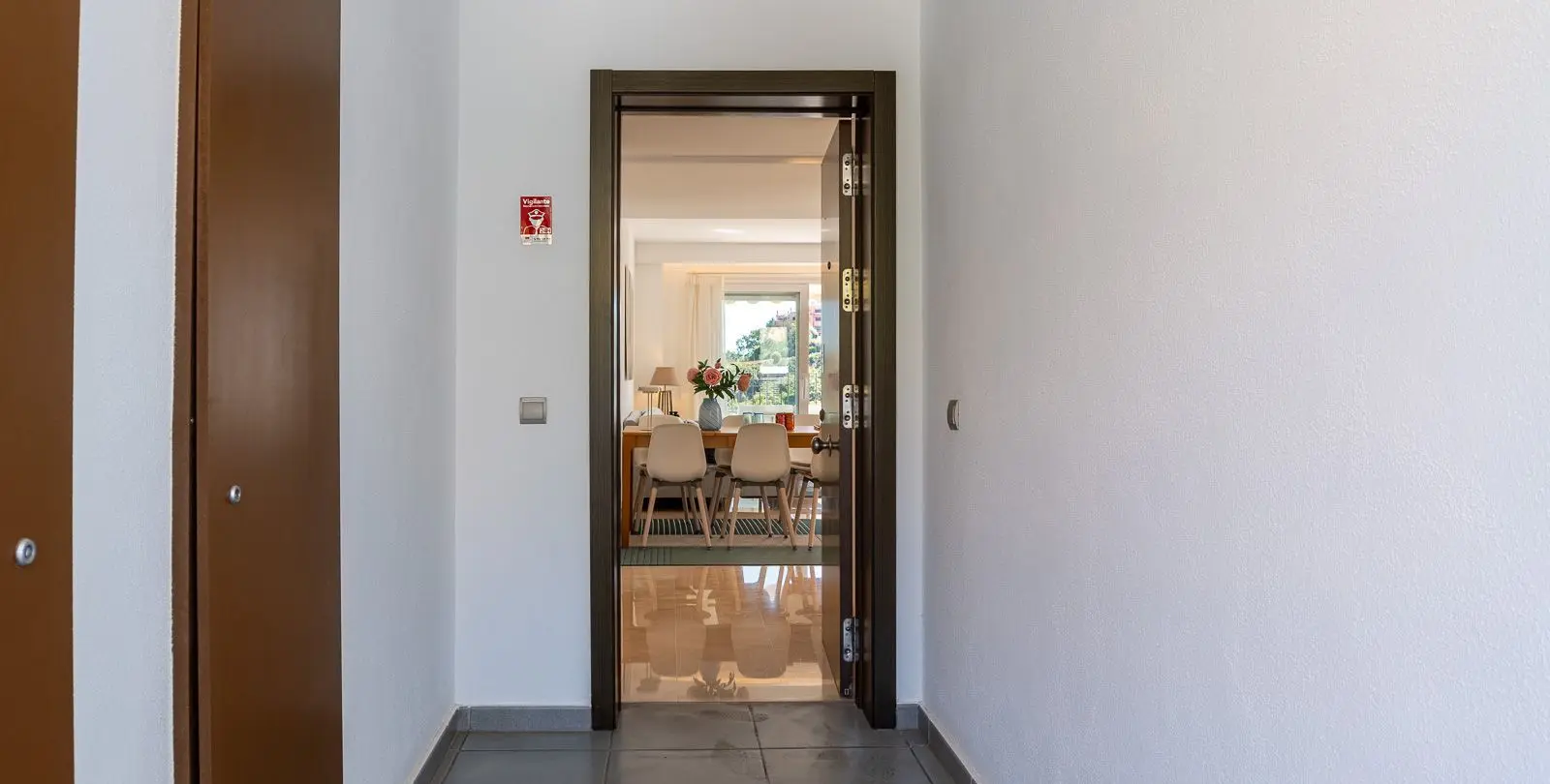 Sale of penthouse in La Mairena 4