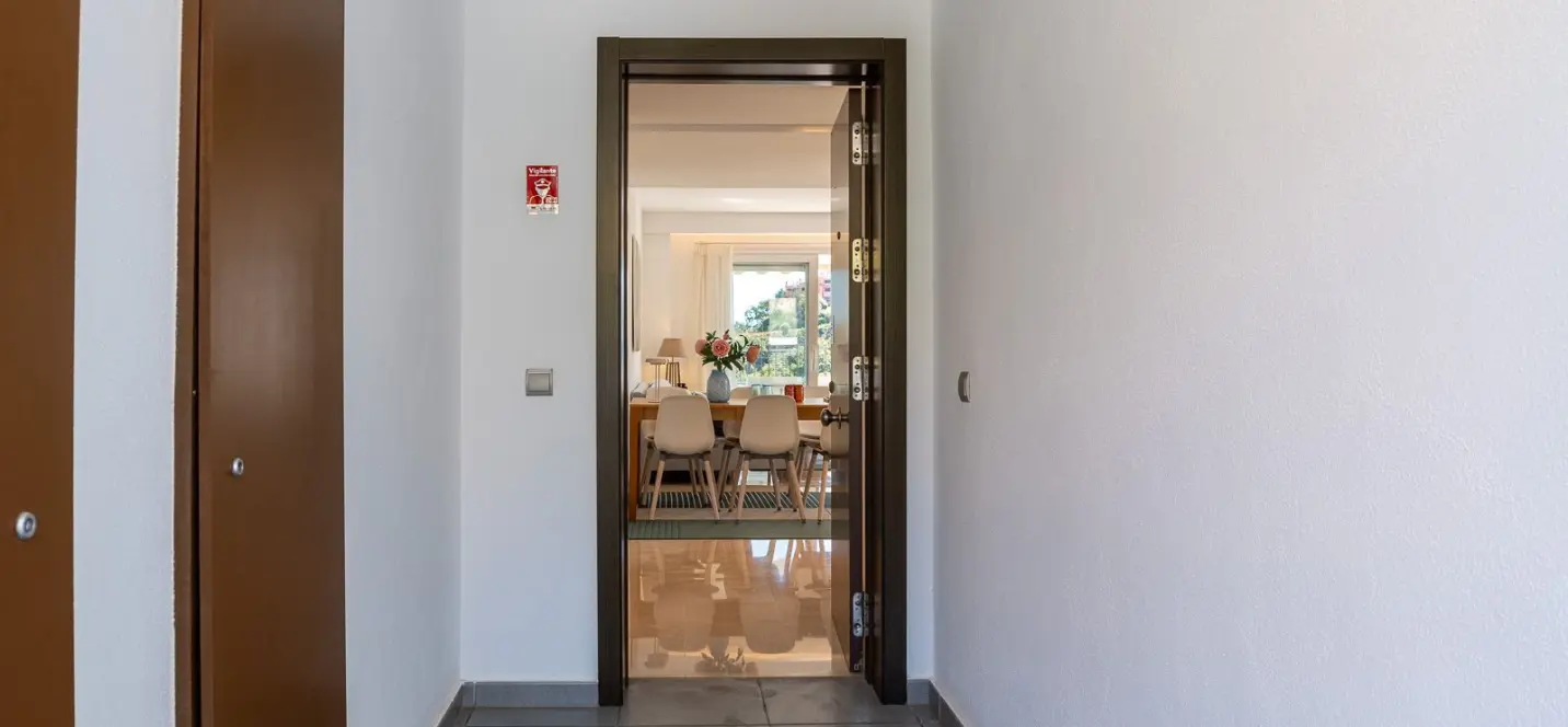 Sale of penthouse in La Mairena 3