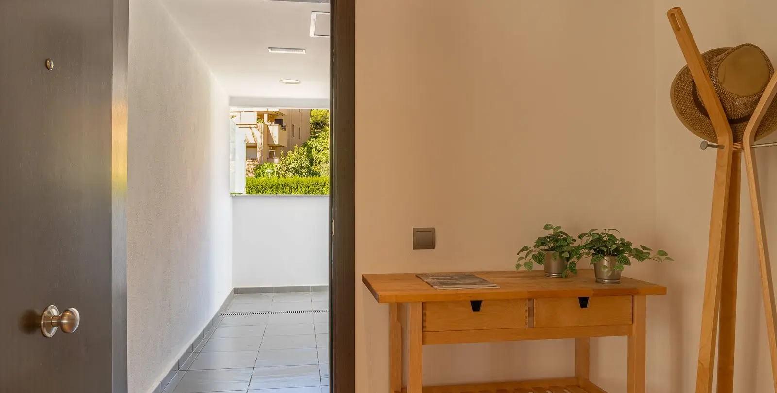Sale of penthouse in La Mairena 5