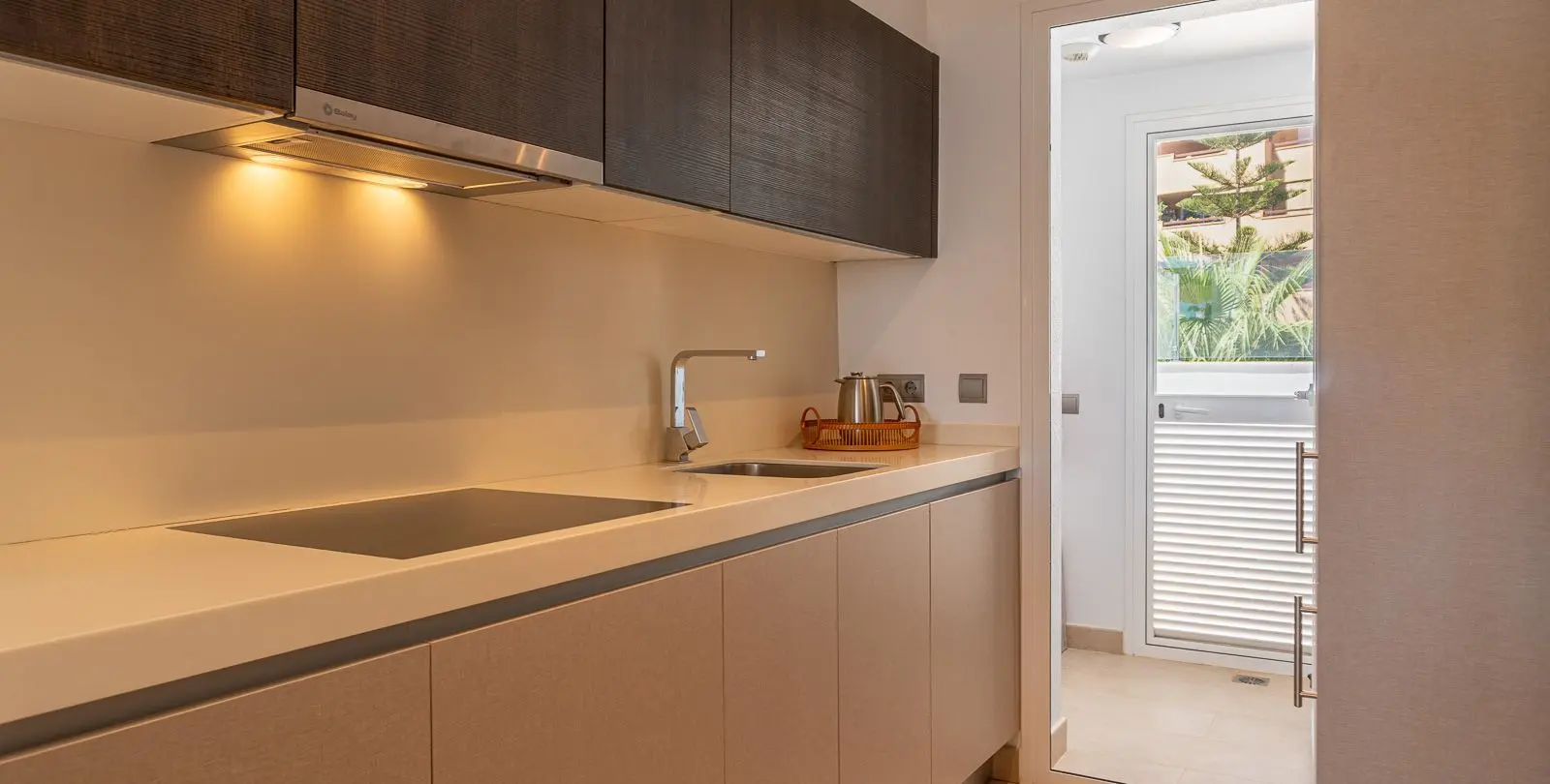 Sale of penthouse in La Mairena 13