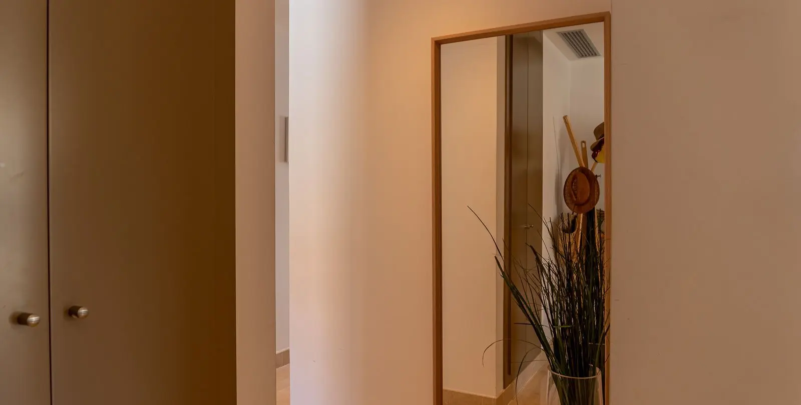 Sale of penthouse in La Mairena 16
