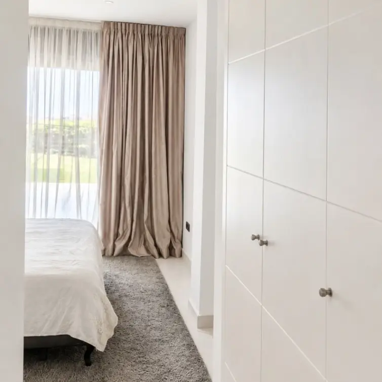 Sale of ground floor apartment in Estepona