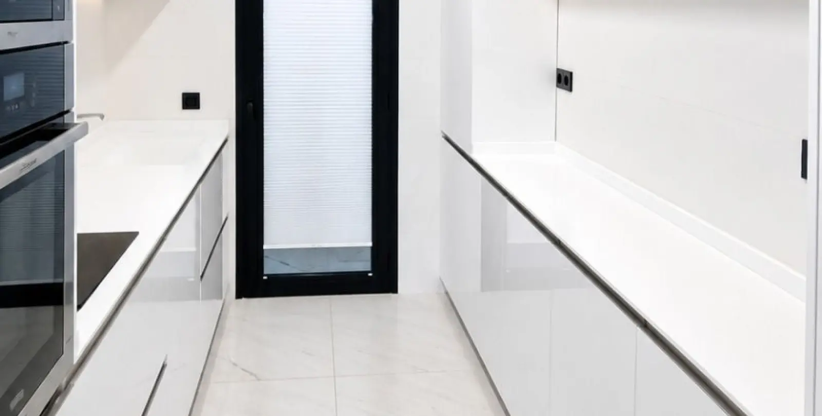 Sale of ground floor apartment in Estepona 5
