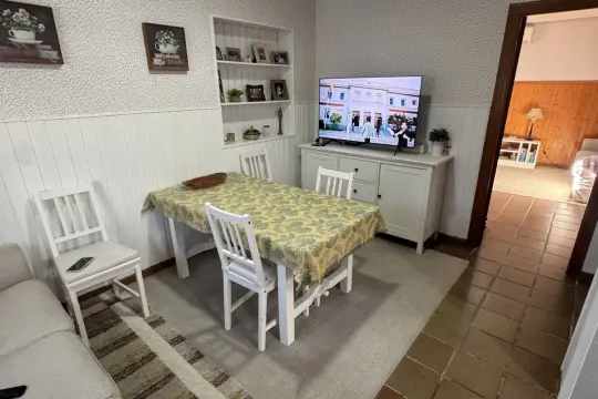 Image 4 thumb