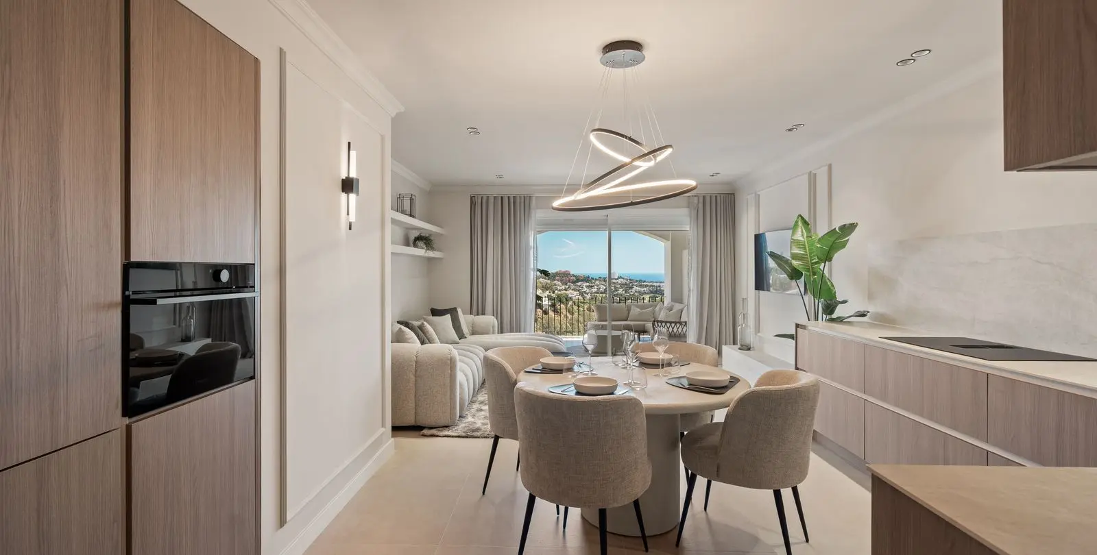 Venta de apartamento en planta media en Benahavís 1