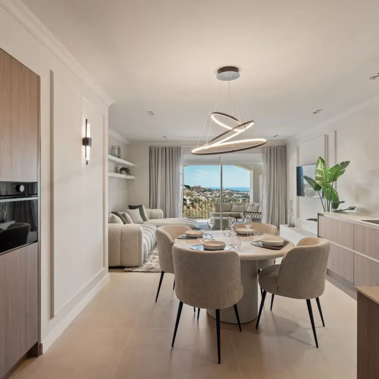 Venta de apartamento en planta media en Benahavís