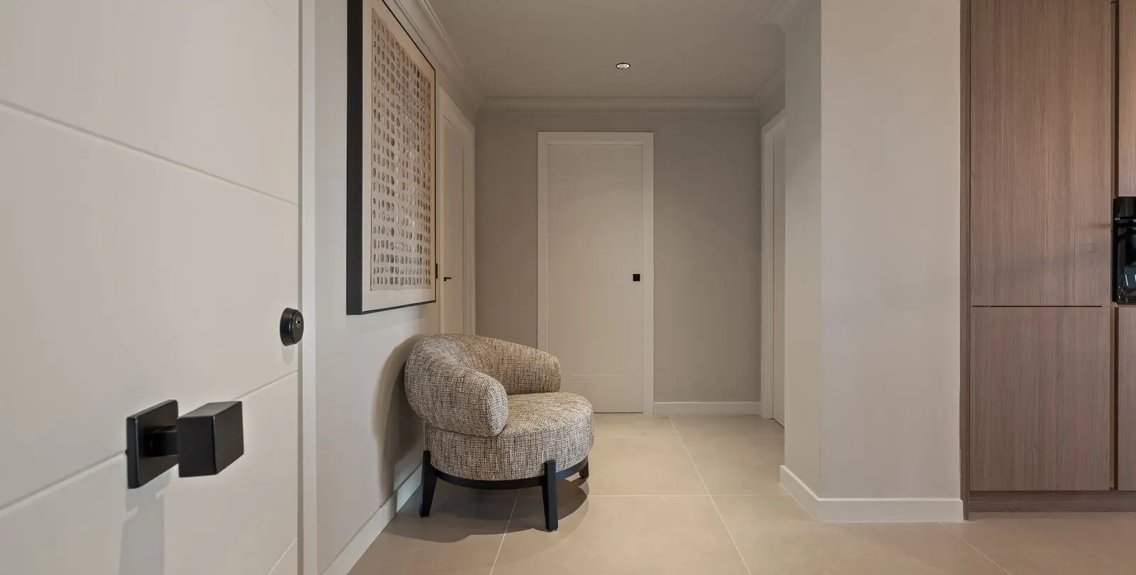 Venta de apartamento en planta media en Benahavís 14