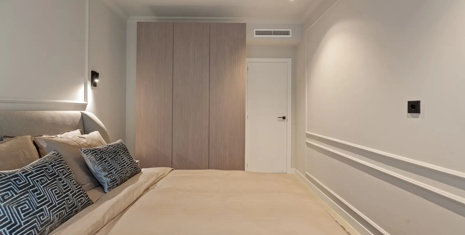 Venta de apartamento en planta media en Benahavís 22