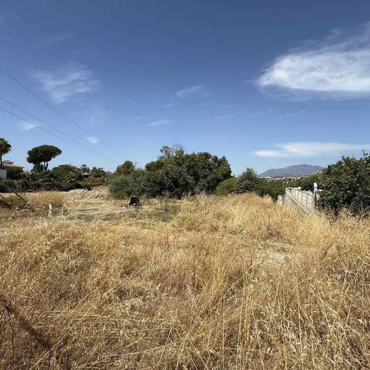 Продажа  жилого участка в San Pedro de Alcántara